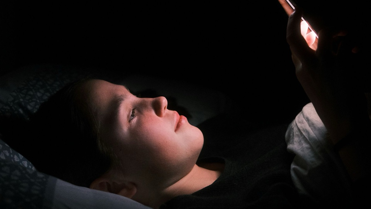 5 Ways Your Nighttime Routine Should Differ From Your Daytime One
