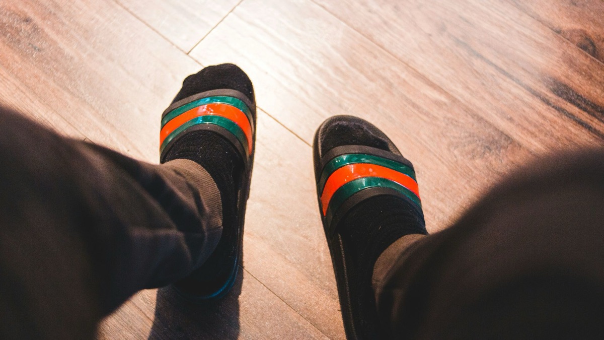 5 Reasons Everyone Still Hates The Socks-With-Sandals Combo